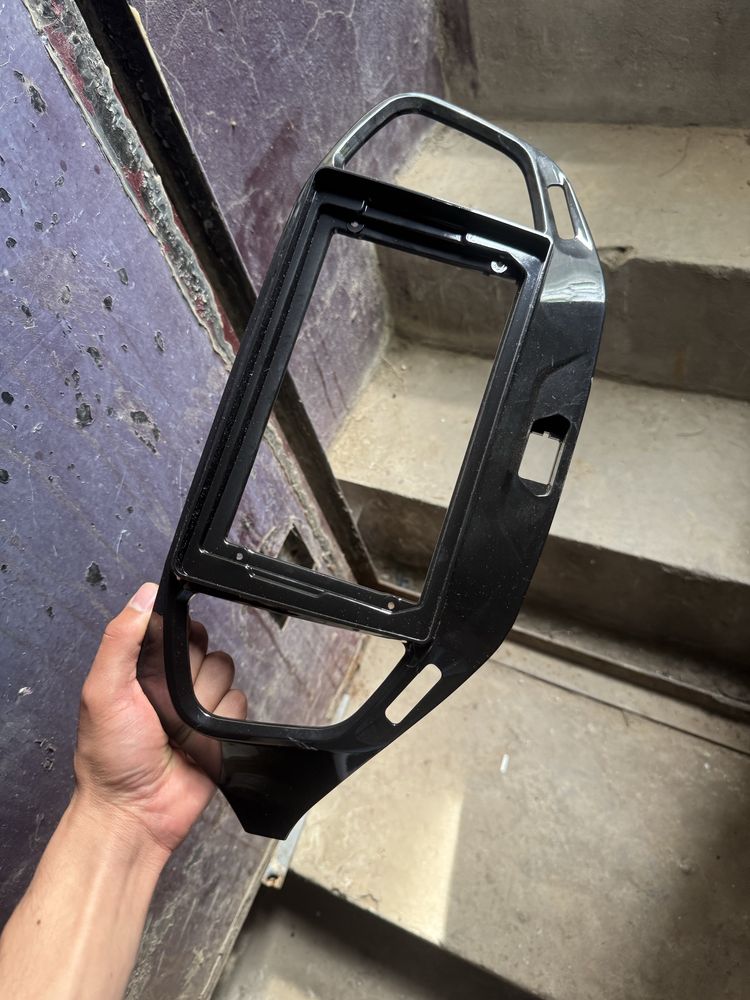 Lada vesta teyes monitor