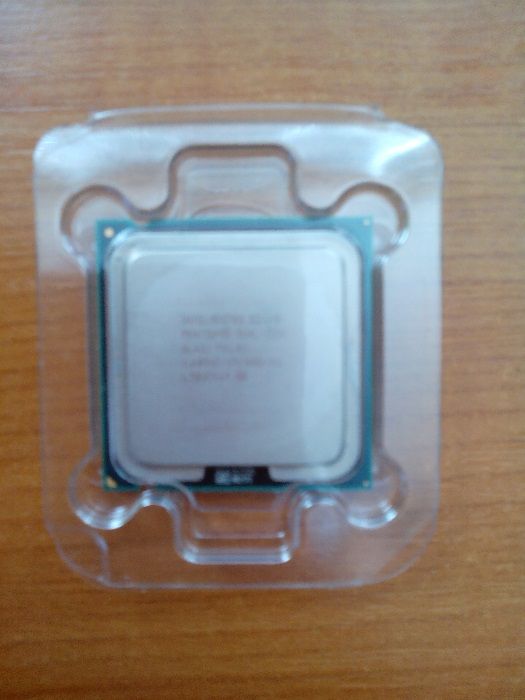 Процесор Intel Pentium Dual-Core E2140 1.6 GHz