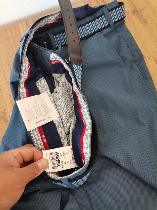 Pantaloni eleganti barbatesti