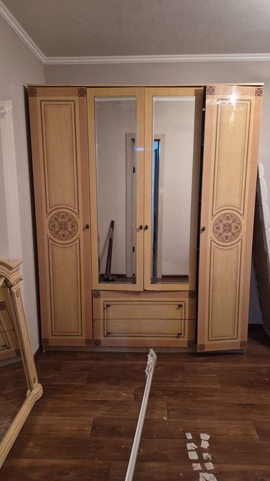 СРОЧНО мебель продам !