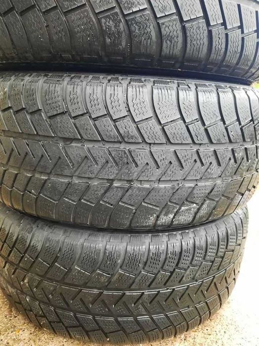 4 Броя 255/55/18 Michelin 2бр - 5,5мм, 2бр - 5мм