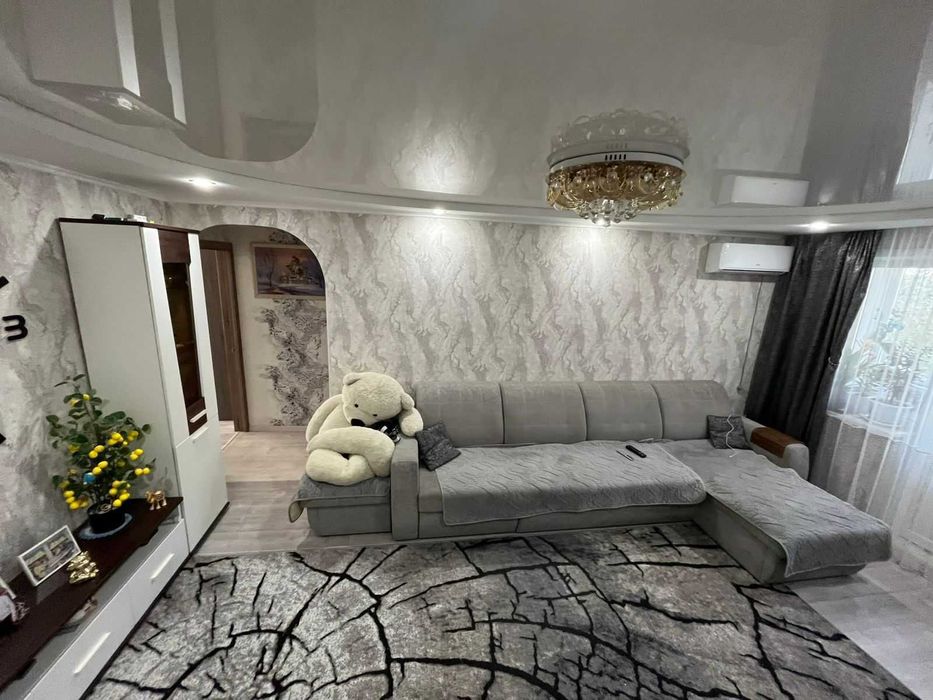 Продам 3 к квартиру с ремонтом  в районе Северного