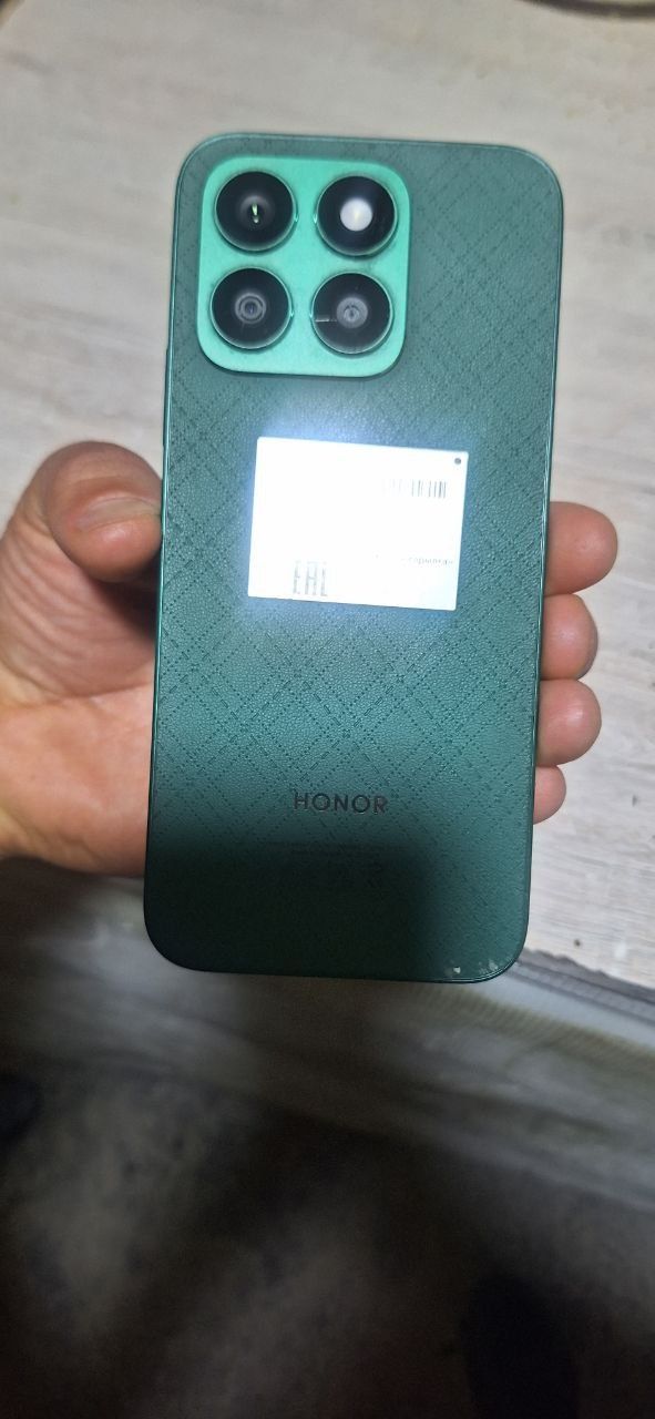Honor x8b srochna sotiladi