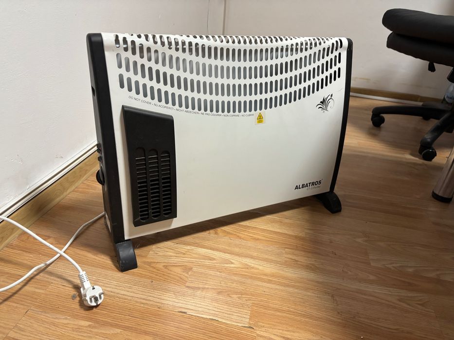 Vând convector electric Albatros CT 23 Turbo, 2000 W, ca nou.