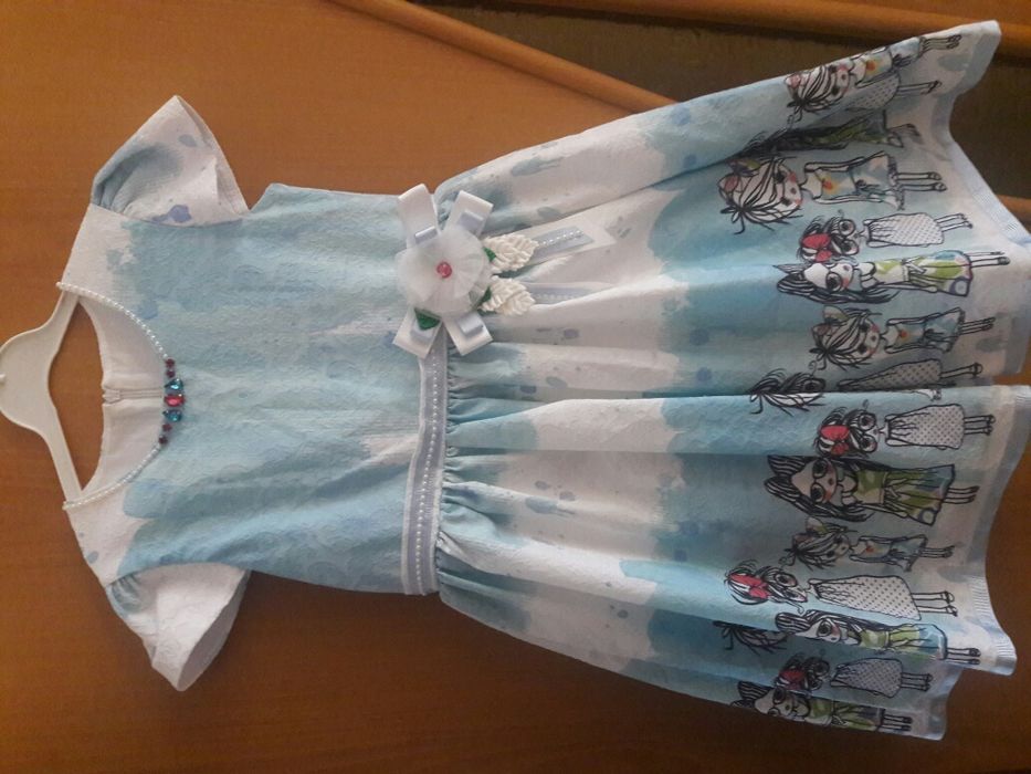 Платье нарядное