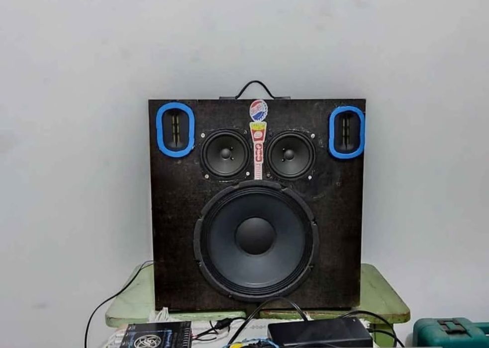 Evenimente/Boxe de închiriat/"DJ"/Zile de naștere/Majorate/Revelioane