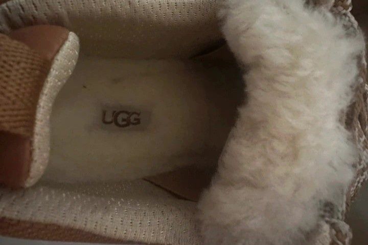 UGG Lowmel Maro.