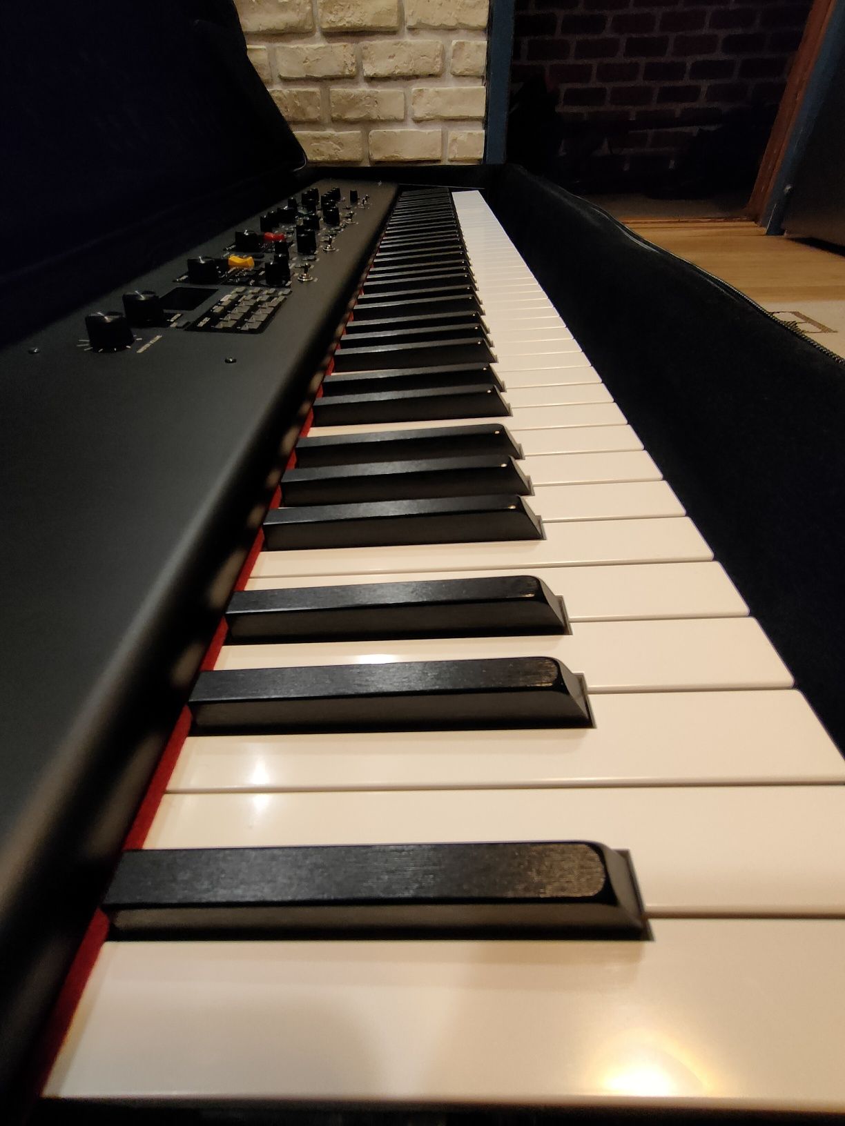 Vând Yamaha Cp88