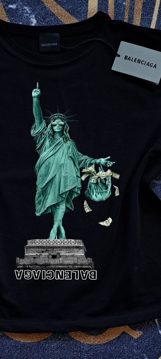 Balenciaga дамски тениски