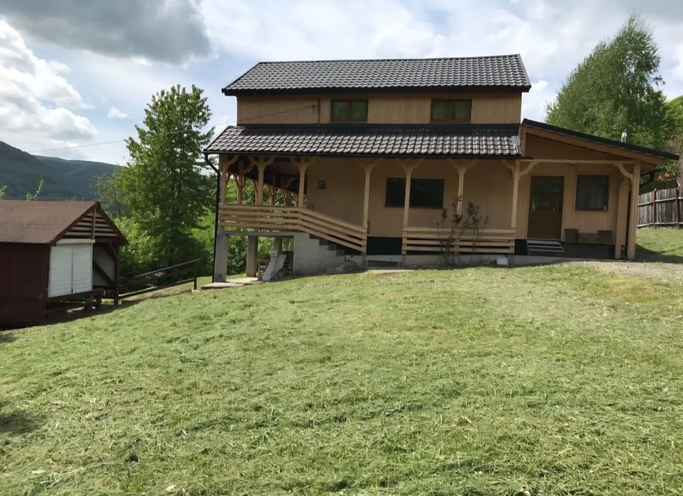 Casă/Cabană de vânzare