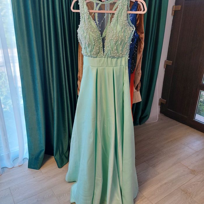 Rochiță de vânzare