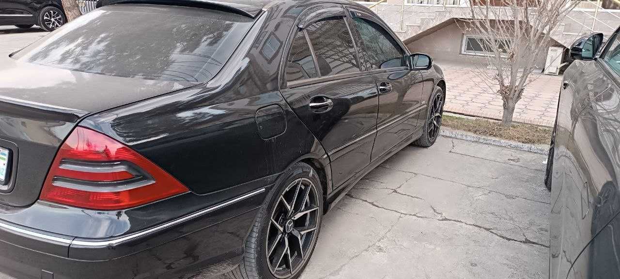 mercedes benz W 203