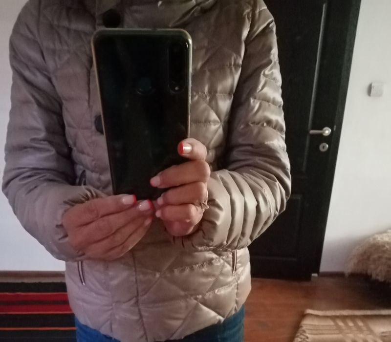 Есенно дамско яке ново