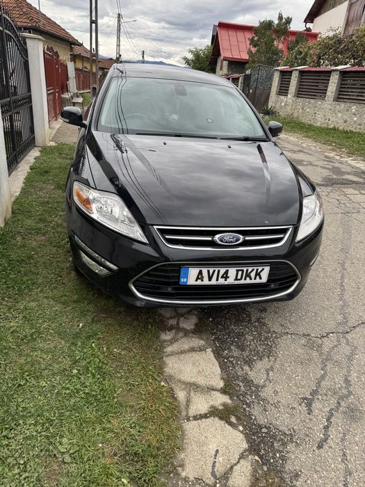 Ford mondeo volan dreapta