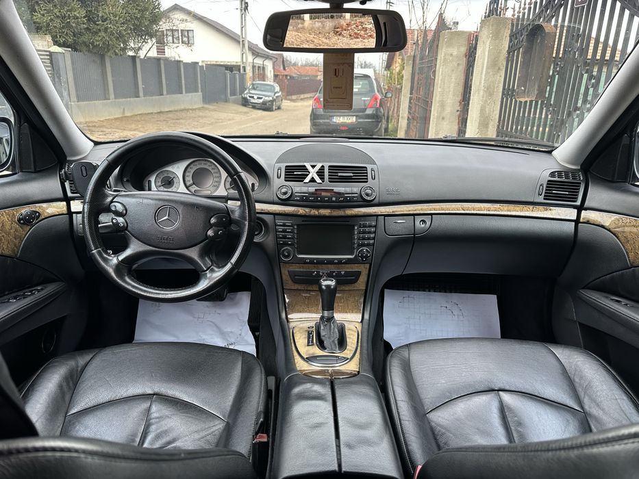 Vând mercedes E Class w211 avantgarde !!