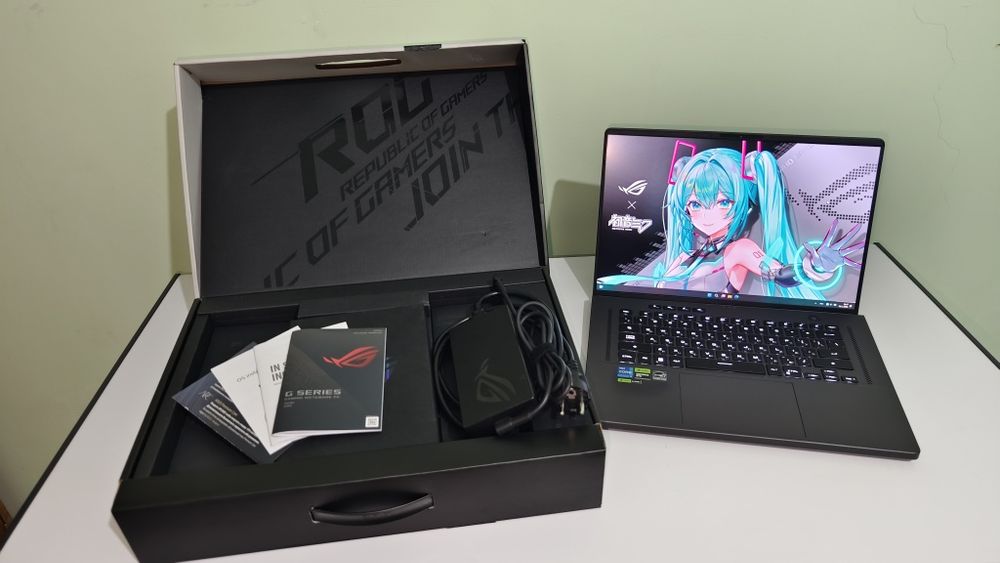 ASUS ROG Zephyrus G16 i7/RTX4060/16GB/1TB/240Hz