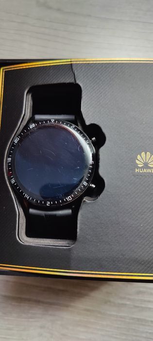 Vând Huawei Gt2  full box