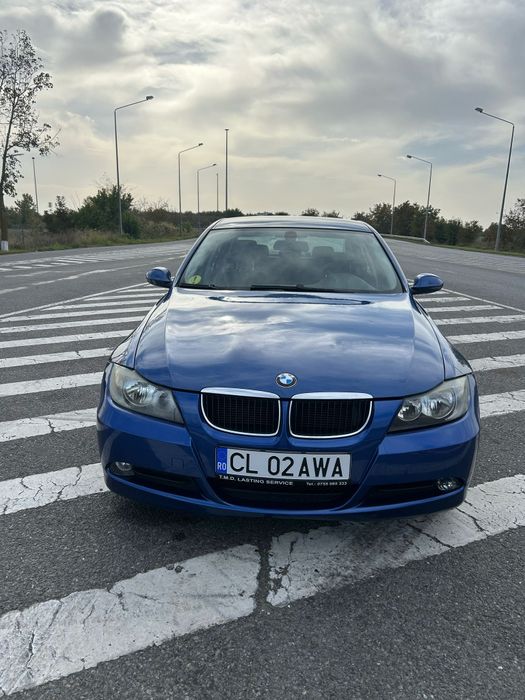 Vând bmw e90 ...