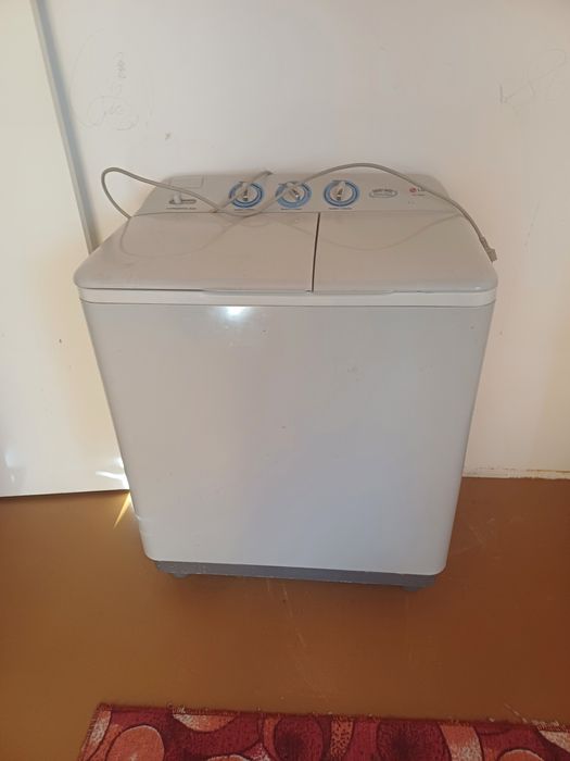 Продам стиральную машину