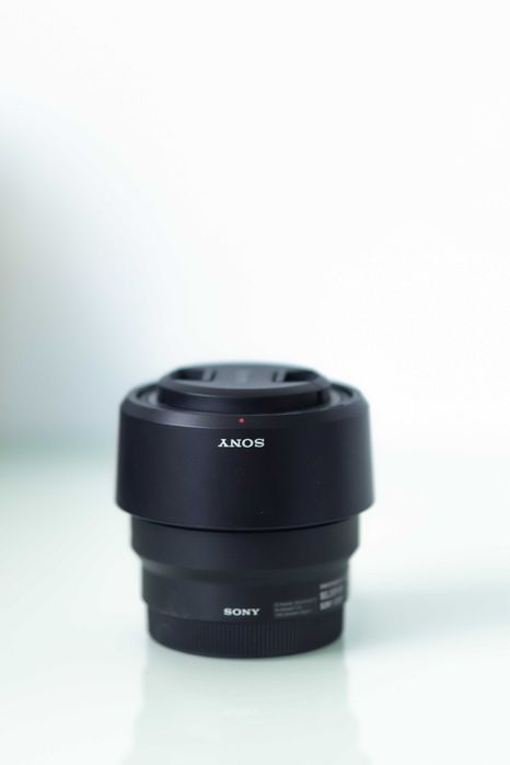 Obiectiv SONY 50mm f1.8 NOU + parasolar