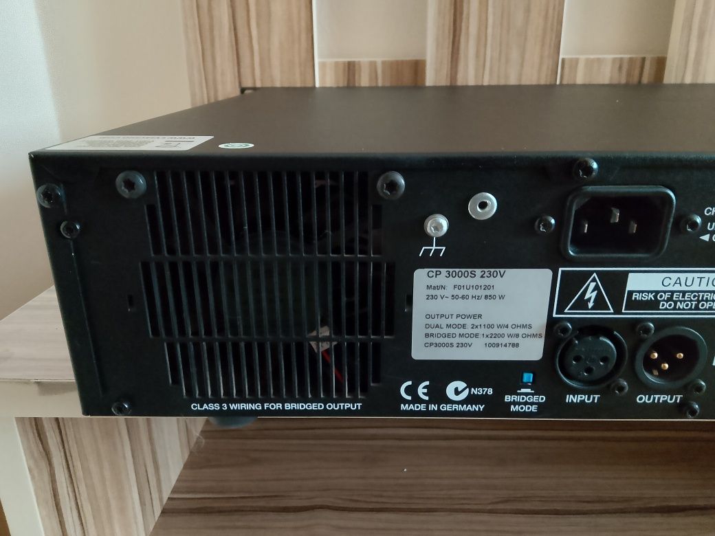 Electro voice CP3000S (Dynacord LX2200)