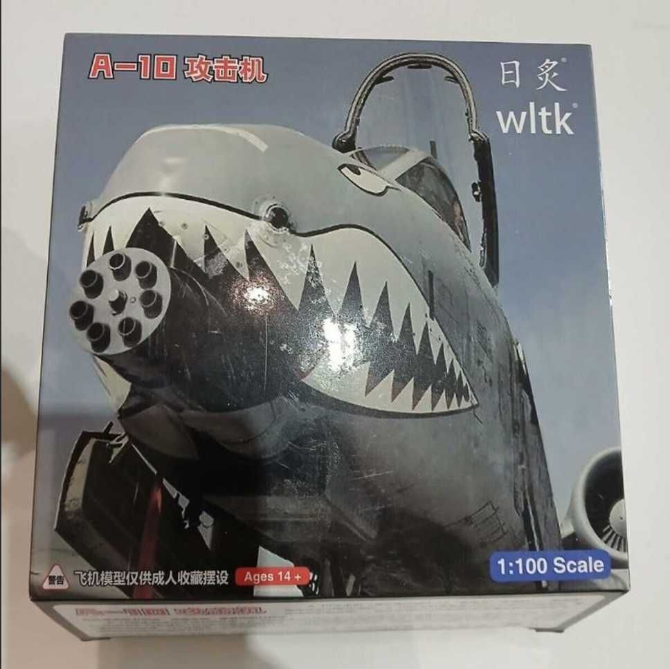 Macheta avion metalica A10 Warthog Thunderbolt II 1:100 17cm