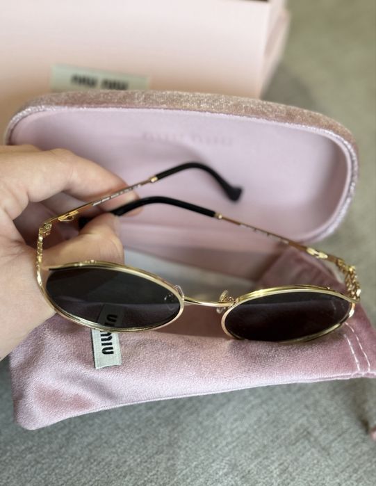 Слънчеви очила Miu Miu