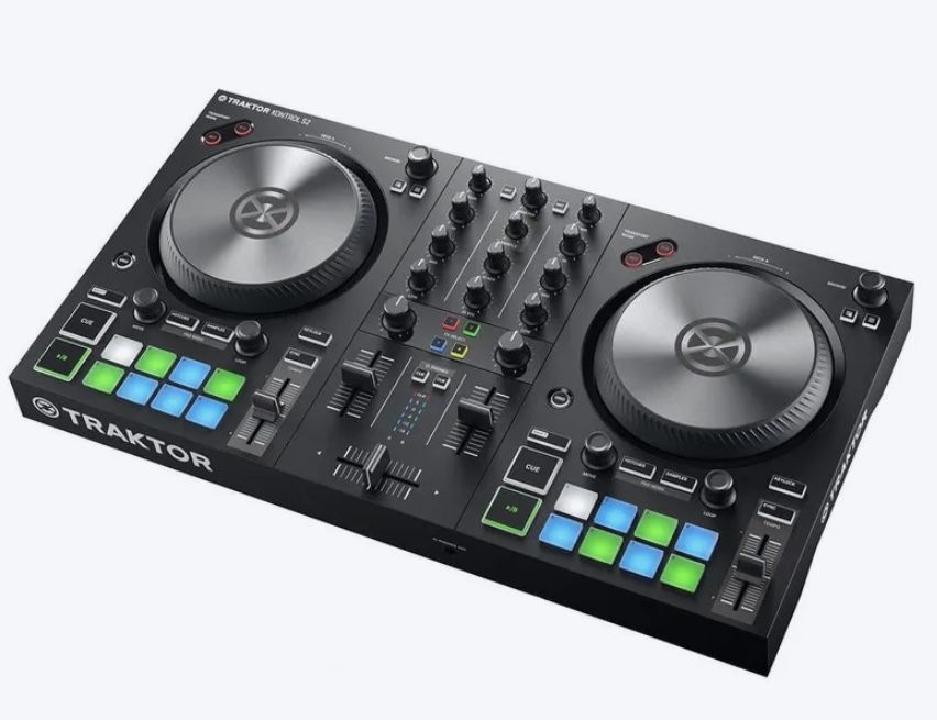 Dj контроллер Traktor Kontrol S2 Mk3