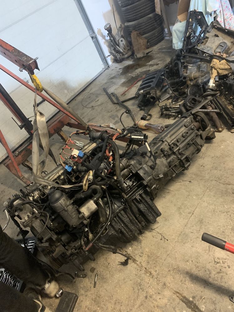 Motor complet BMW Seria 5 E60 2.5 diesel 177cp E61 525d M57