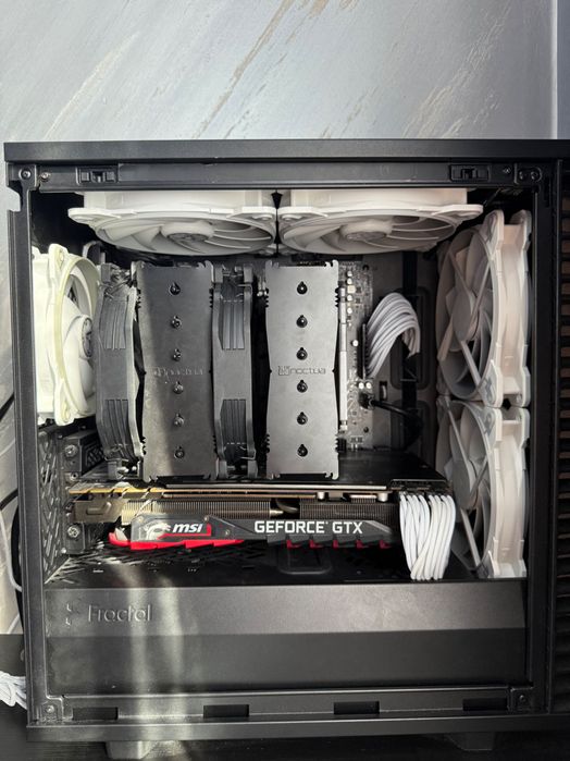 Геймърски компютър + периферия – Ryzen 7600 /GTX 1080 Ti  / 32GB DDR5