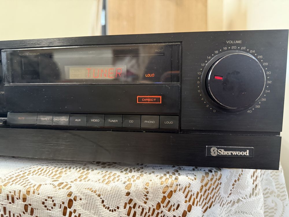 Sherwood AI-1210R Стерео усилвател