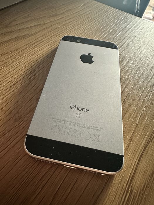 iPhone SE Space Gray 16GB A1723 / baterie originala 92%