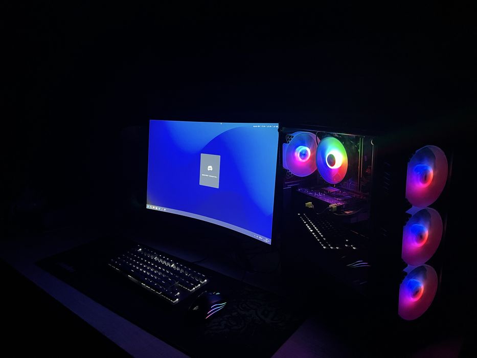 Игровой компьютерный кейс