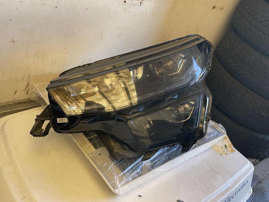 Ляв фар Skoda Kodiaq FaceLift