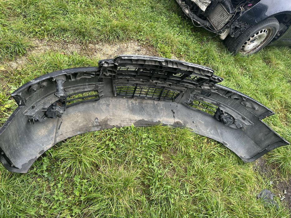 Bara fata Audi A6 C6 cu  spalatori de faruri 2005-2008
