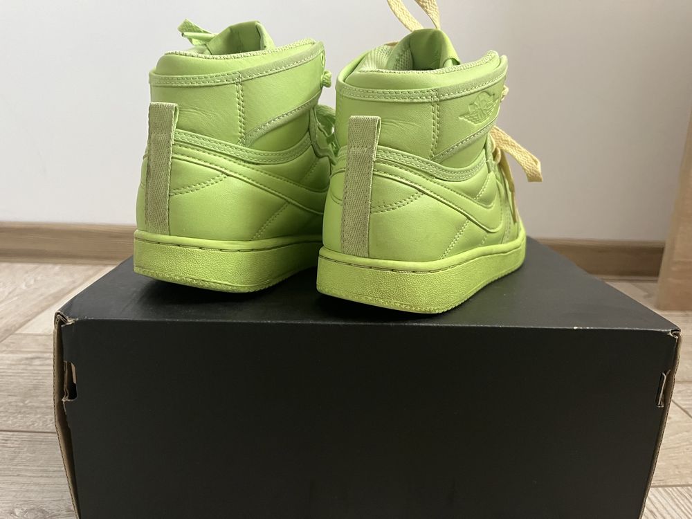 Jordan 1 mid billie eilish