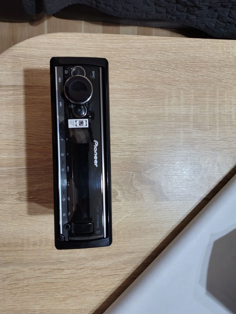 Pioneer mvh-s520bt