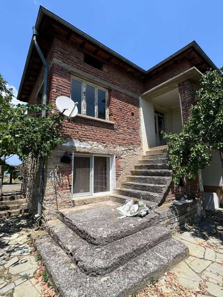Продава се Къща в с. Ракитница, Област Стара Загора - 121 кв.м за 439 €/кв.м - Снимка #14