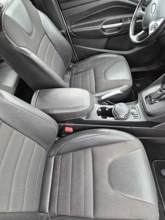 Vand Ford Kuga 2015 4*4 Automat Titanium diesel