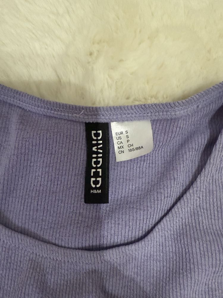 Къси роклички от Zara и от H&M.