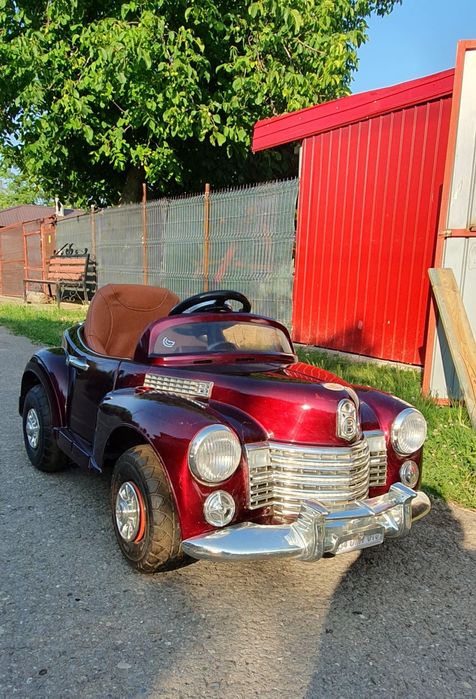 Masina cu telecomanda vintage