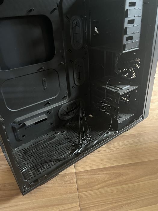 Carcasa PC gaming Corsair C70 Vengeance