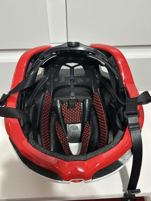 Casca ciclism, marca Giro, noua!