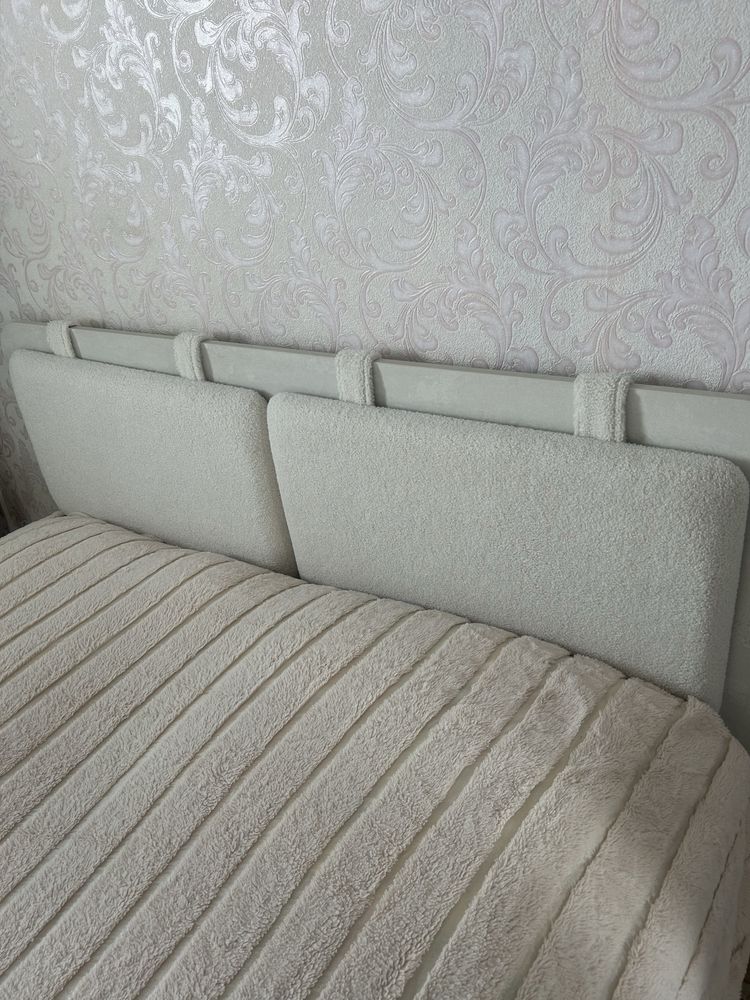 Продам 2х спальную кровать 140*200