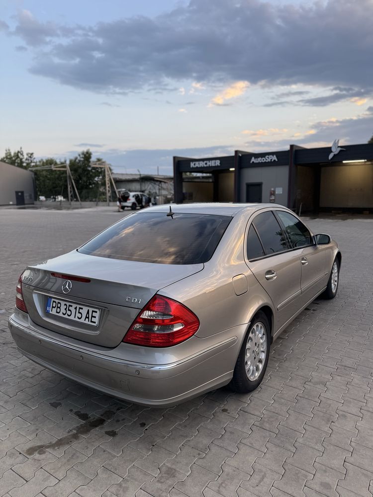 Mercedes-Benz E 220 CDI