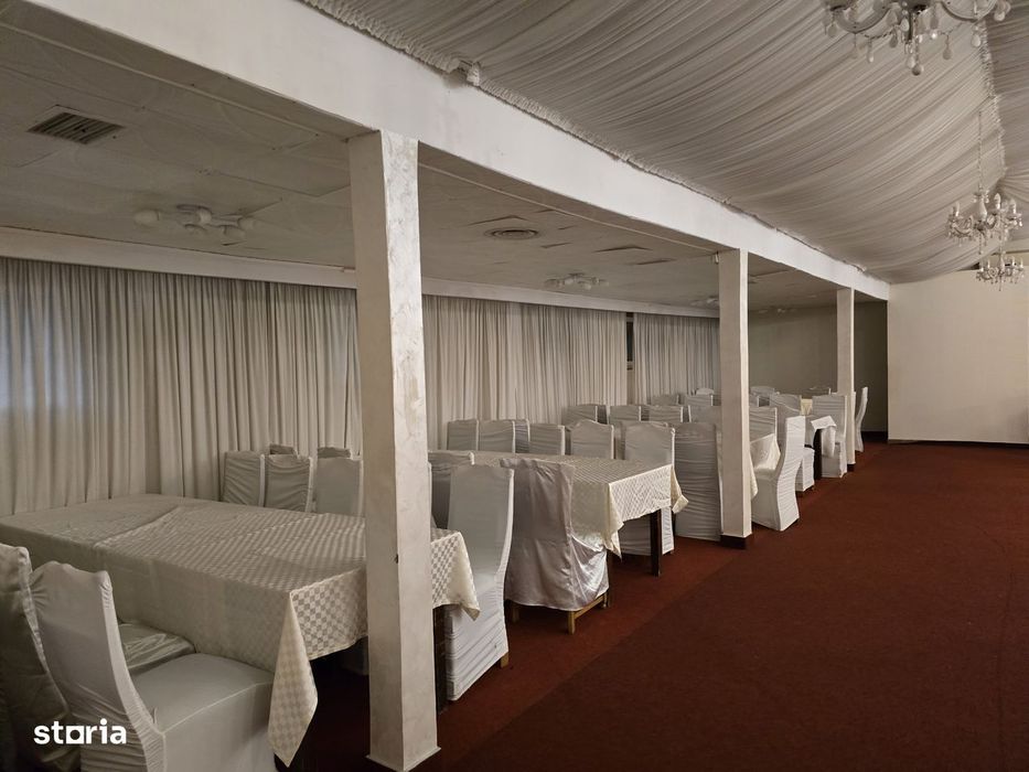 Se închiriază fostul restaurant Nefertiti Piatra-Neamt