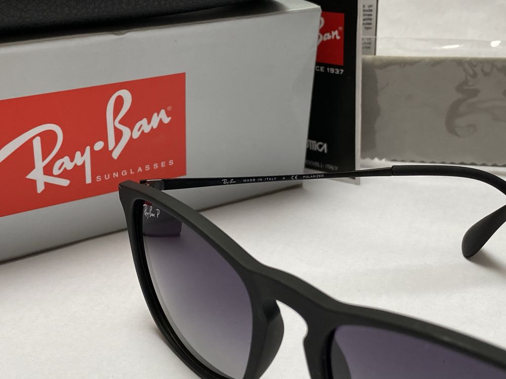 Ochelari de soare RAY BAN 4187 Chris Polarizati Noi