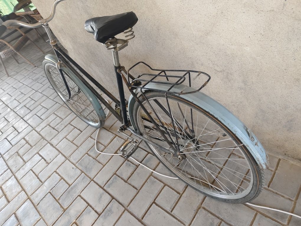 Damskiy sura velosiped sotiladi. Manzil Qashqadaryo viloyati Qarshi sh