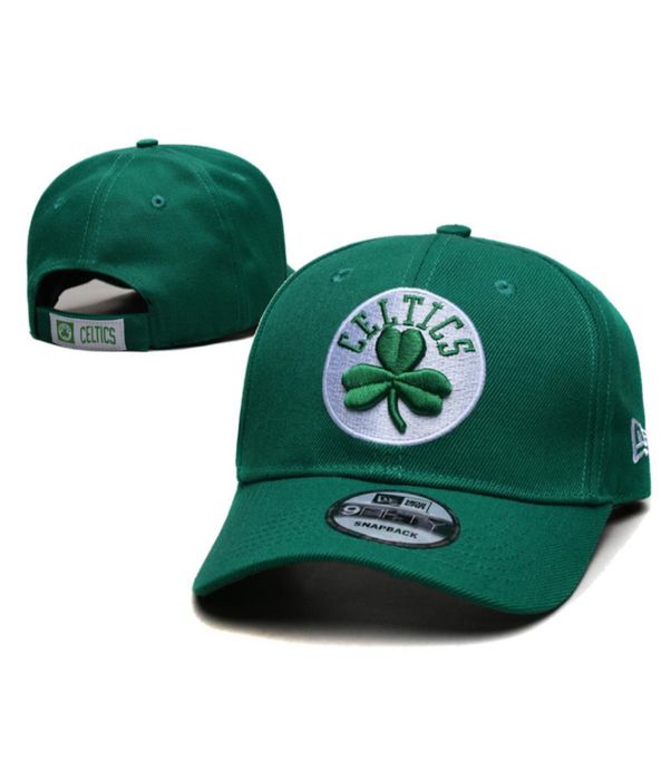 NBA / NHL snapback New Era