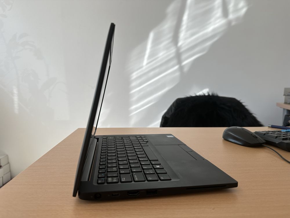 Лаптоп Dell Latitude 7380 i5-7 | 8GB | 256GB SSD КАТО НОВ!!!